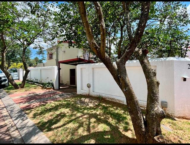 5 BEDROOM PROPERTY TO RENT IN WOODMEAD